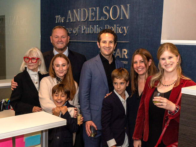Kevin Robert Frost, Trustee Amy Andelson, and the Andelson family. Photo by Sam Garvin/amfAR