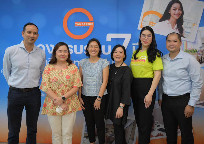 TREAT Asia helped mark the seventh anniversary of one of the study’s participating organizations in Thailand, the Tangerine Clinic, founded by Rena Janamnuaysook of IHRI