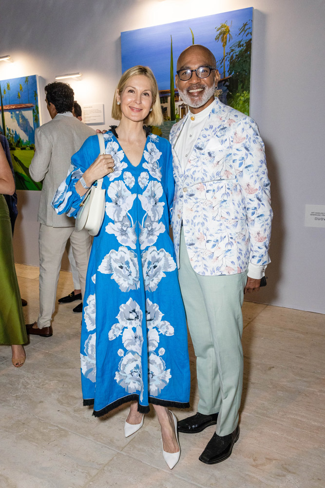 Kelly Rutherford and amfAR Trustee Phill Wilson (Photo: Capehart Photography)