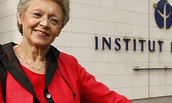 Dr. Françoise Barré-Sinoussi