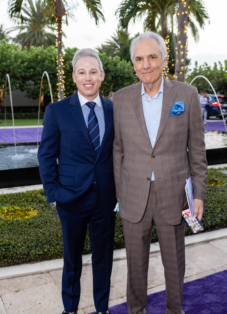 amfAR Trustees Michael Lorber (left) and Vin Roberti (Photo: Capehart Photography)