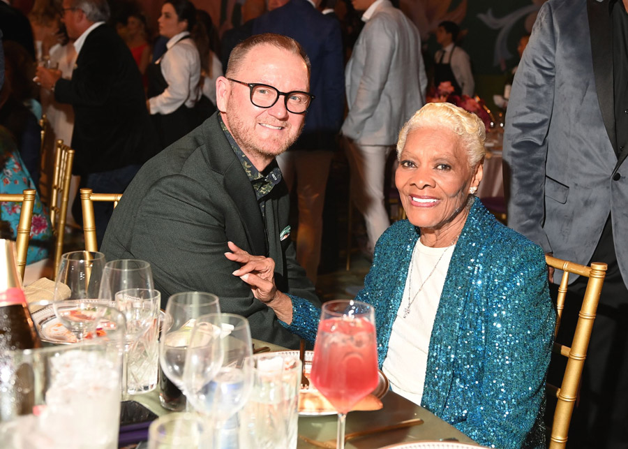 amfAR CEO Kevin Robert Frost and honoree Dionne Warwick