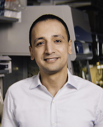 Portrait of Dr. Mohamed Abdel-Mohsen, researcher on predicting HIV remission after ART