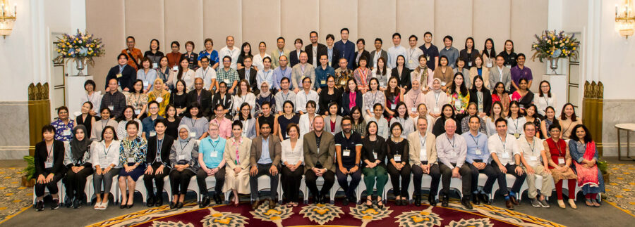 Photo illustrating 2021 HIV research milestones, including the 'Esperanza patient' spontaneous cure