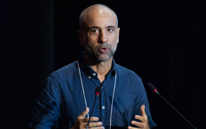 At a “Let’s Talk About HIV Cure” session at AIDS 2022, Dr. Javier Martinez-Picado of irsiCaixa AIDS Research Institute, Spain, presented on the phenomenon of exceptional elite control. (Photo©Marcus Rose/IAS)