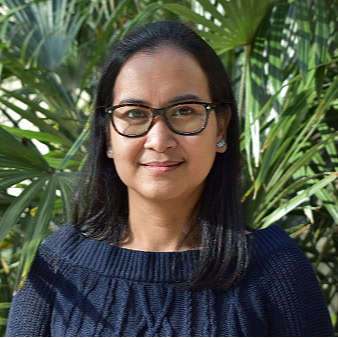 Portrait of Dyna Khuon of the University of Health Sciences, Cambodia