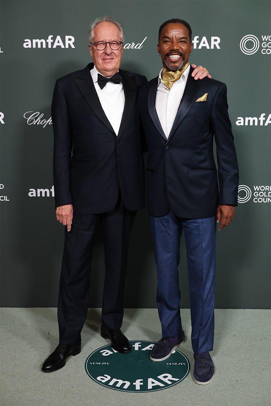 Geoffrey Rush and Rodney Hicks (Photo by Getty Images)