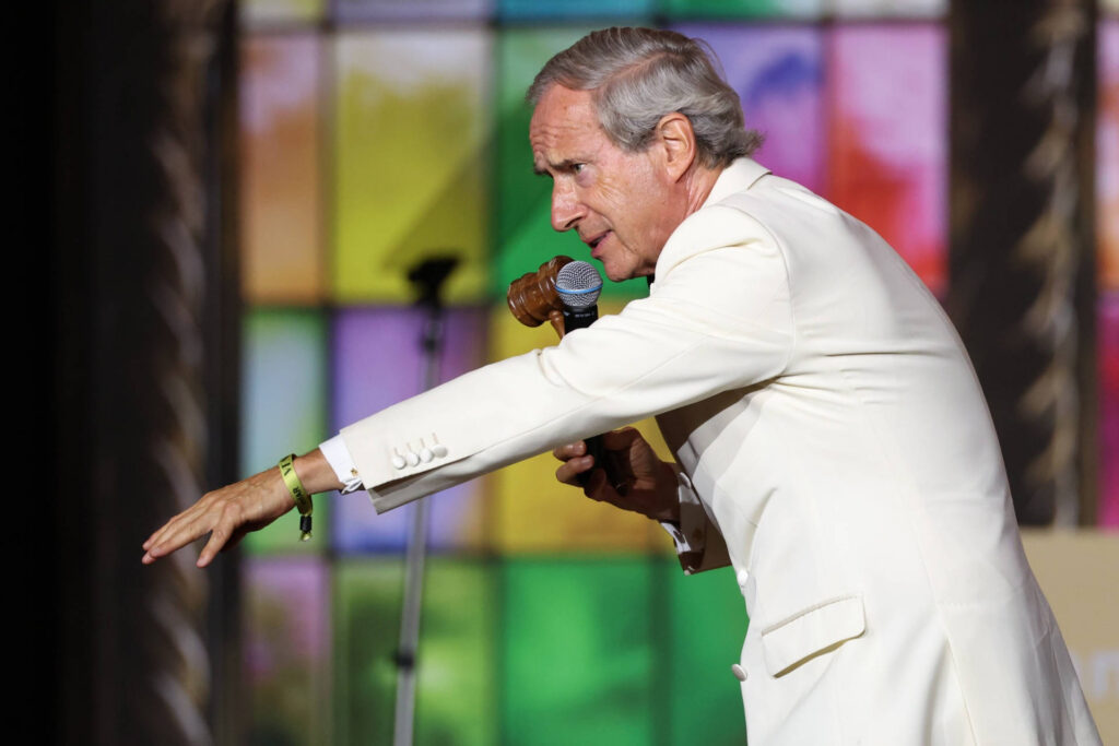 Simon de Pury (Photo by Getty Images)